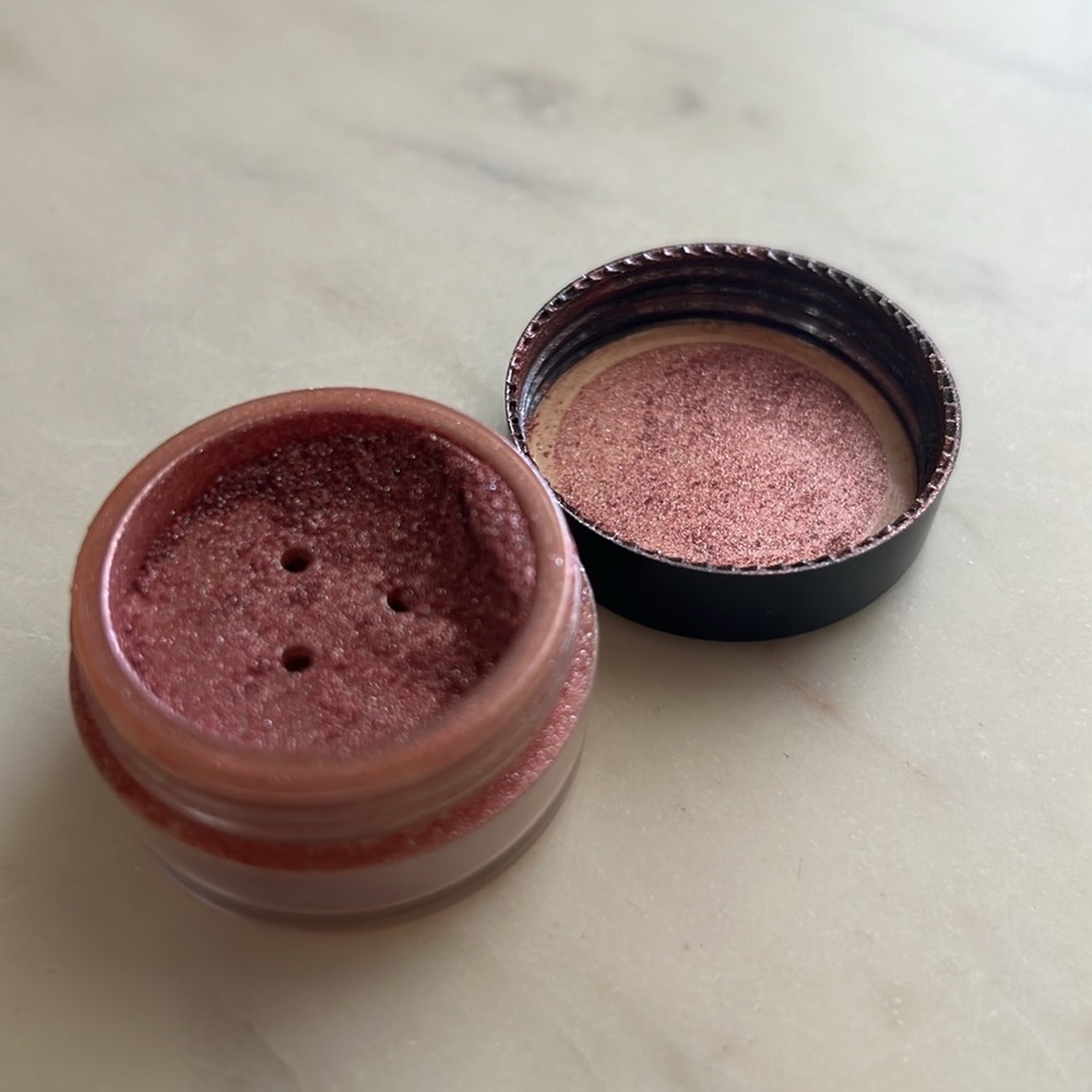 Micabella cosmetics shimmer in Sunset